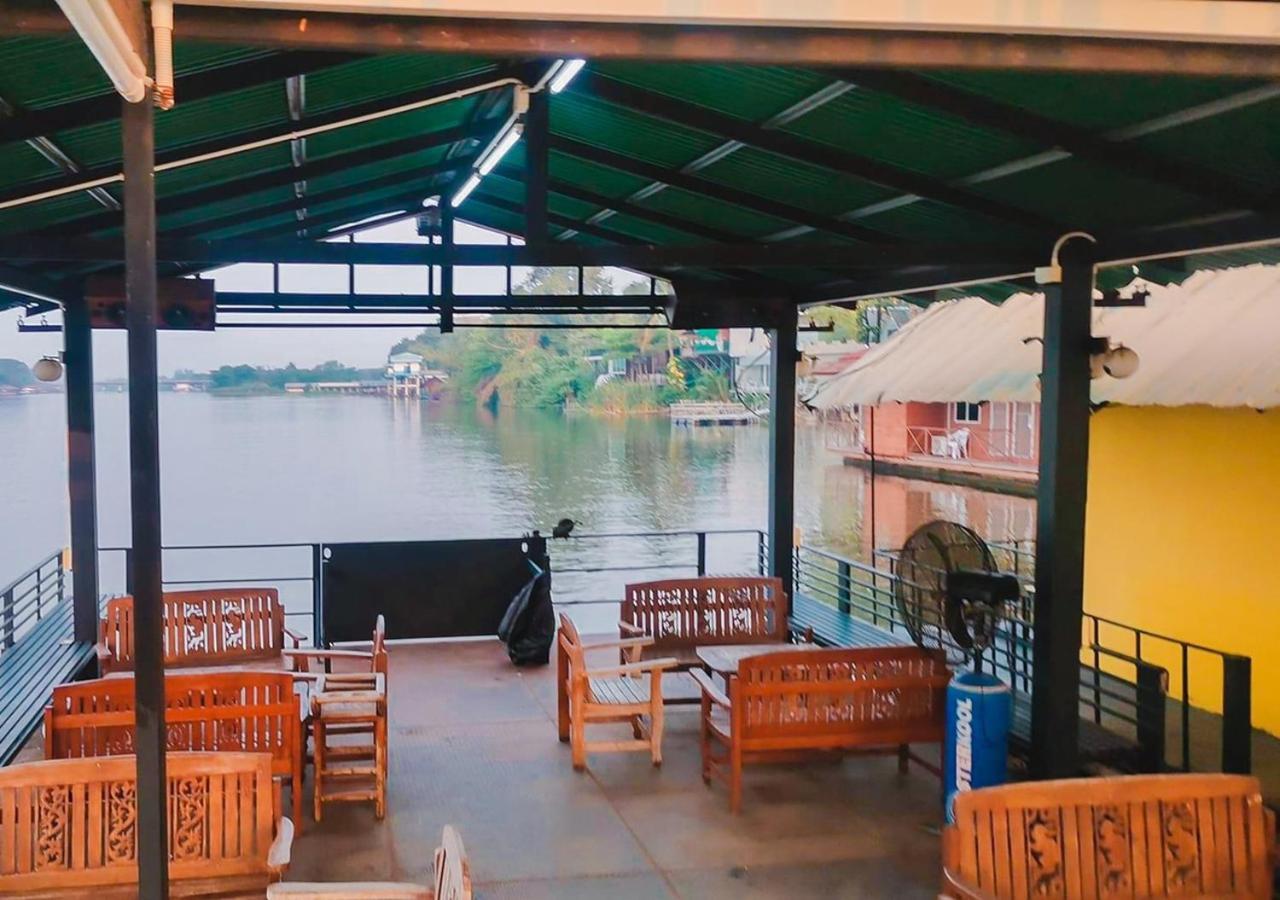 Tara Raft Hotel Kanchanaburi Exterior photo